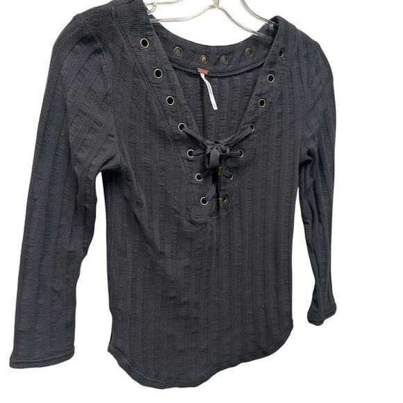 Free People Black Distressed Top Small Ribbed Grunge Boho Layering - Picture 1 of 8